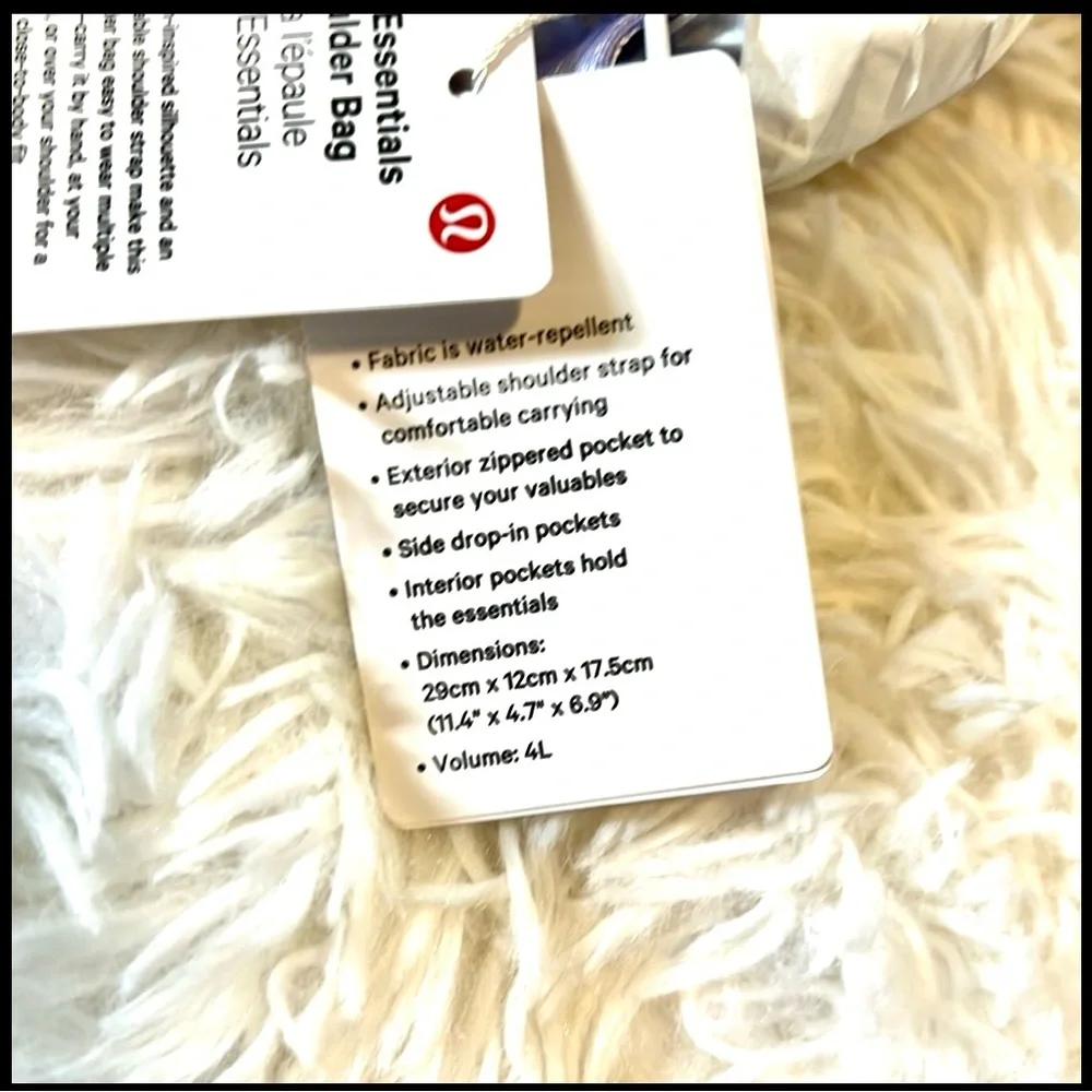 Lululemon City Essentials Shoulder Bag 4L Lavender Frost NWT - Picture 16 of 16